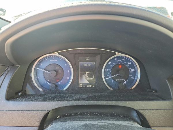2016 TOYOTA CAMRY