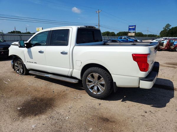 2018 NISSAN TITAN
