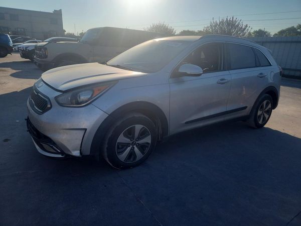 2018 KIA NIRO