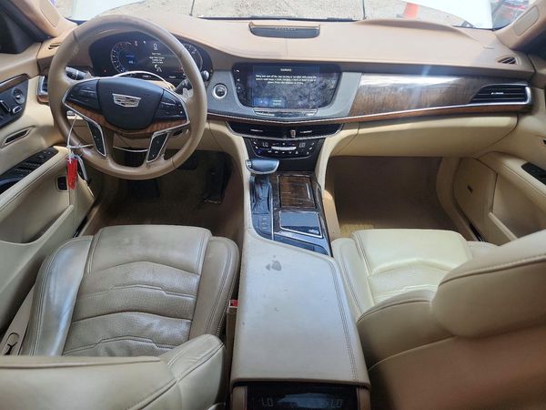 2017 CADILLAC CT6