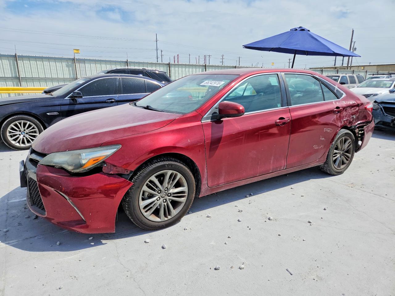 2016 TOYOTA CAMRY