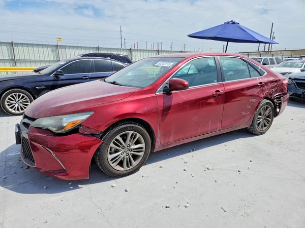2016 TOYOTA CAMRY