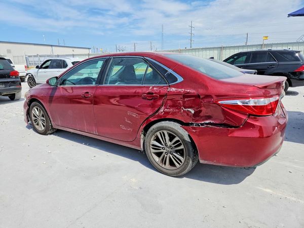 2016 TOYOTA CAMRY