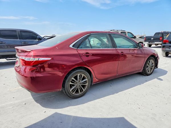 2016 TOYOTA CAMRY