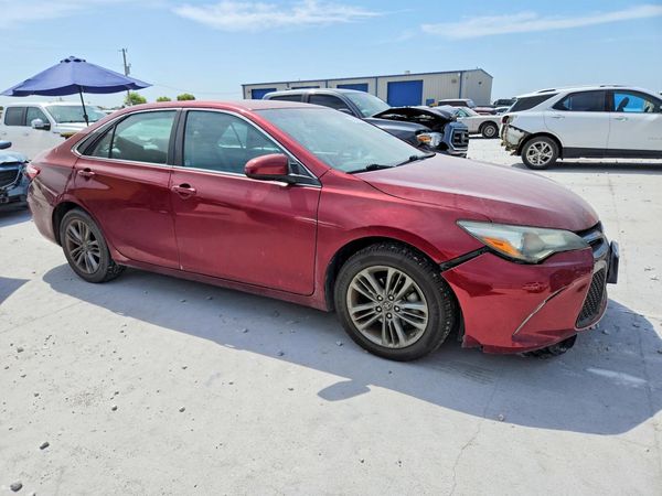2016 TOYOTA CAMRY