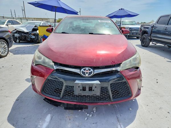 2016 TOYOTA CAMRY