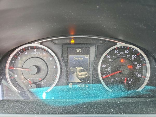 2016 TOYOTA CAMRY