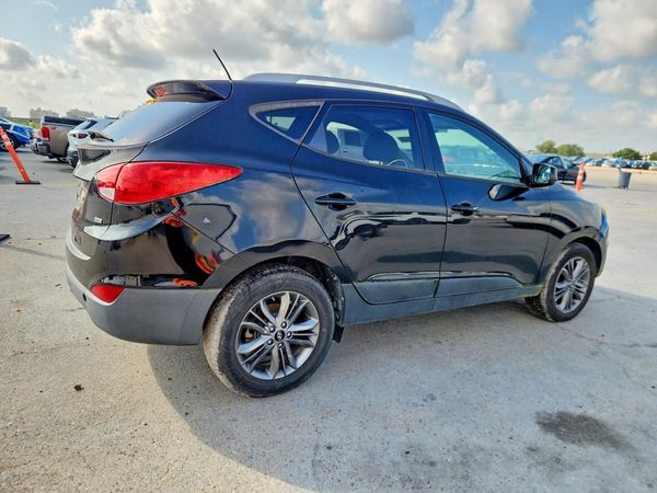 2015 HYUNDAI TUCSON