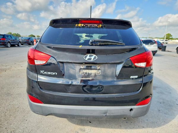 2015 HYUNDAI TUCSON