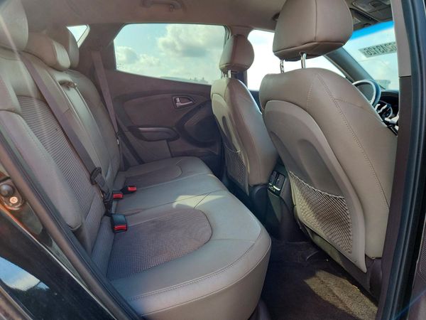 2015 HYUNDAI TUCSON