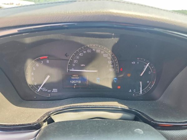 2017 CADILLAC XT5