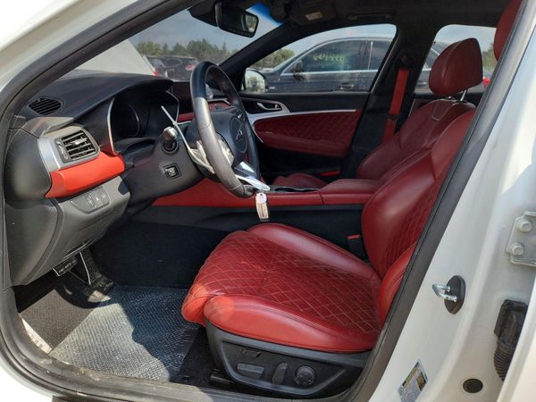 2023 GENESIS G70