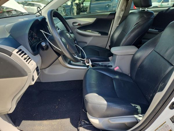 2012 TOYOTA COROLLA