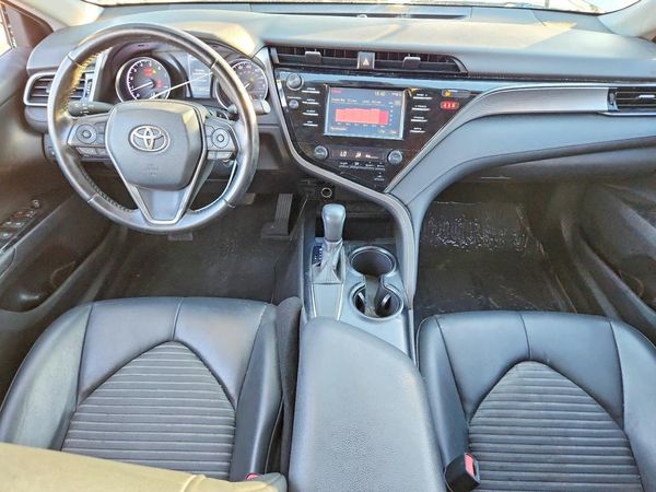 2019 TOYOTA CAMRY