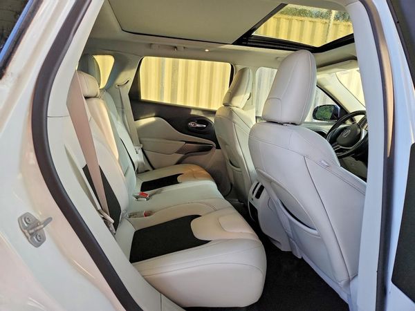2021 JEEP CHEROKEE