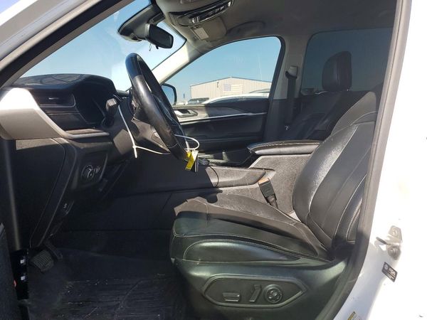 2021 JEEP CHEROKEE L LIMITED 4X4 — DENT