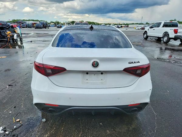 2019 ALFA ROMEO GIULIA