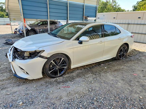 2020 TOYOTA CAMRY