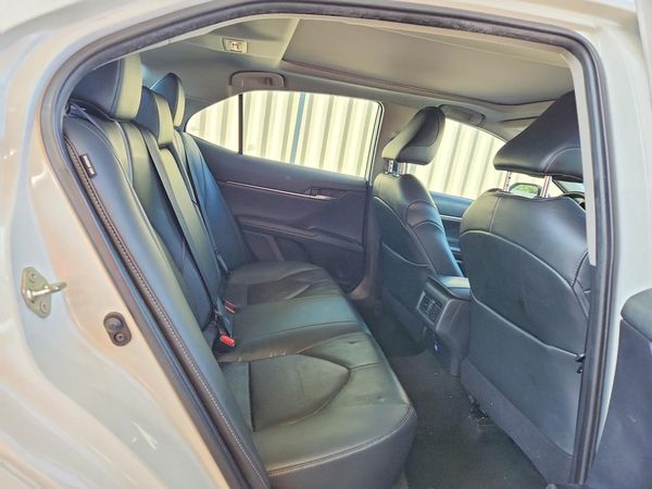 2020 TOYOTA CAMRY