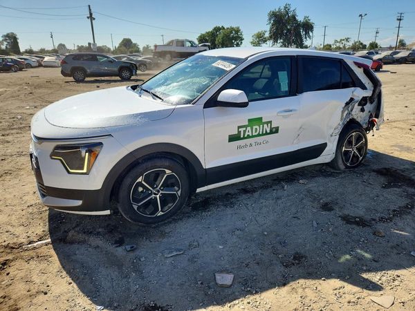 2025 KIA NIRO
