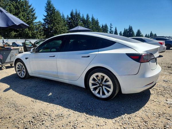 2021 TESLA MODEL 3