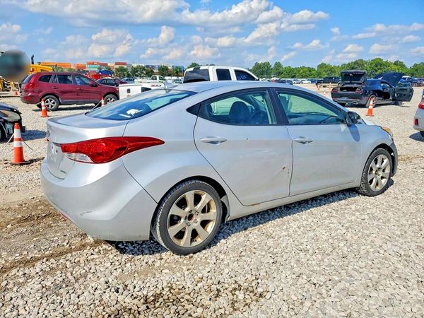 2012 HYUNDAI ELANTRA GLS(Middle grade)