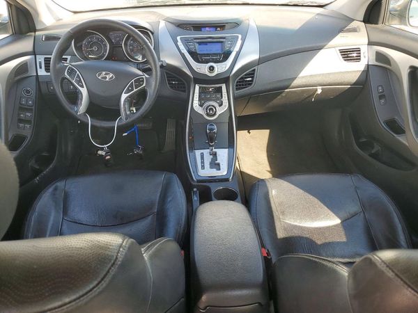 2012 HYUNDAI ELANTRA GLS(Middle grade)
