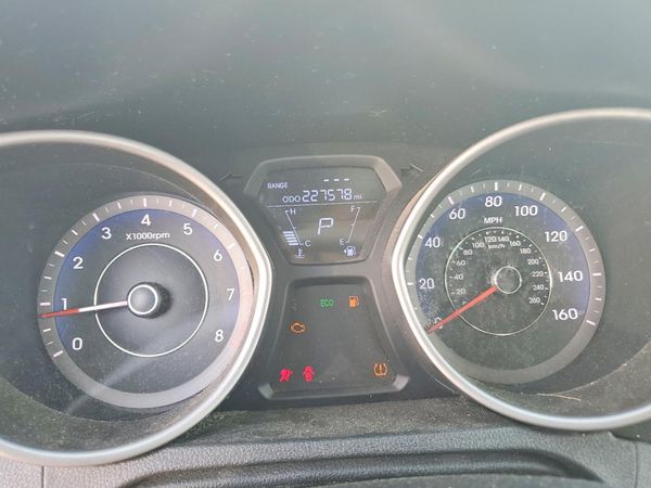 2012 HYUNDAI ELANTRA GLS(Middle grade)