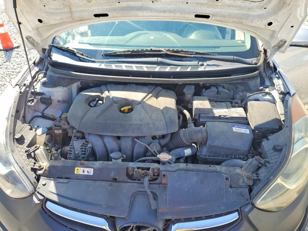 2012 HYUNDAI ELANTRA GLS(Middle grade)