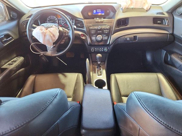 2017 ACURA ILX Base/Acura Watch Plus