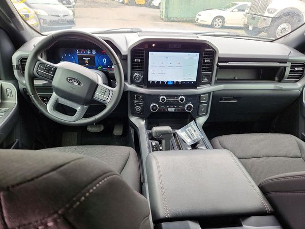 2025 FORD F150