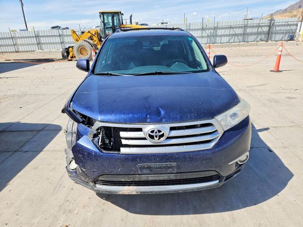 2013 TOYOTA HIGHLANDER Base/Hybrid