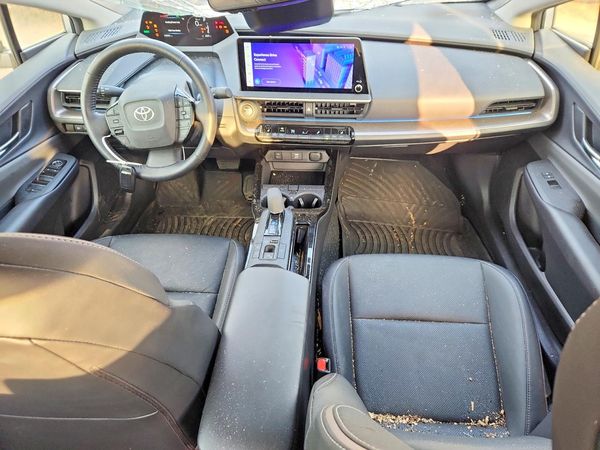 2024 TOYOTA PRIUS