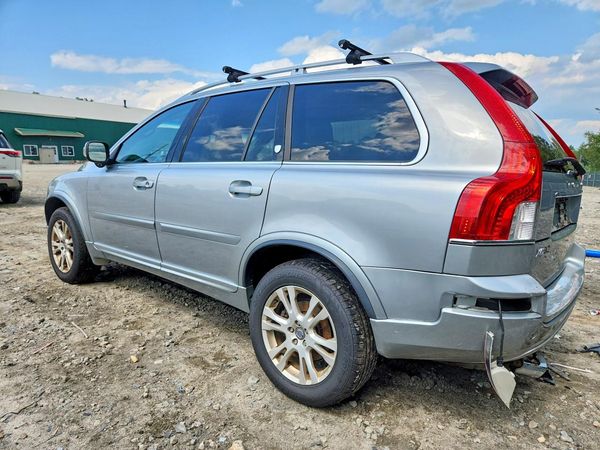 2013 VOLVO XC90