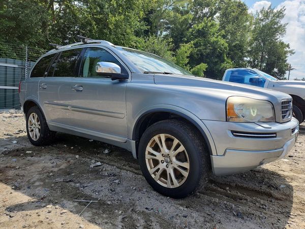 2013 VOLVO XC90