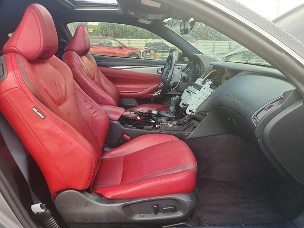 2019 INFINITI Q60 — DENT