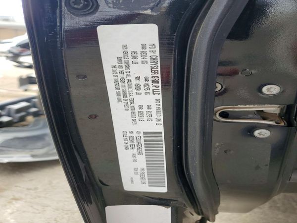 2013 CHRYSLER 300 Base/Limited