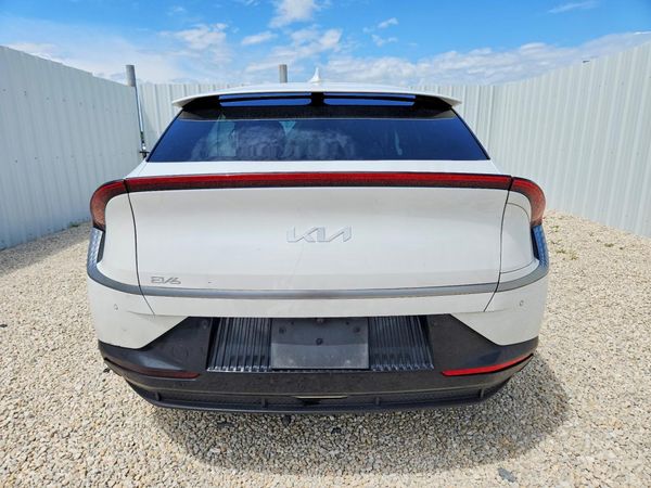 2023 KIA EV6 Light, Wind