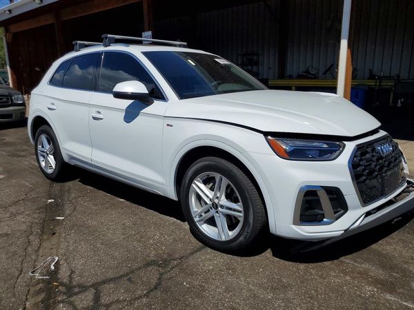 2024 AUDI Q5 E