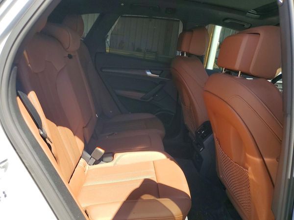 2024 AUDI Q5 E