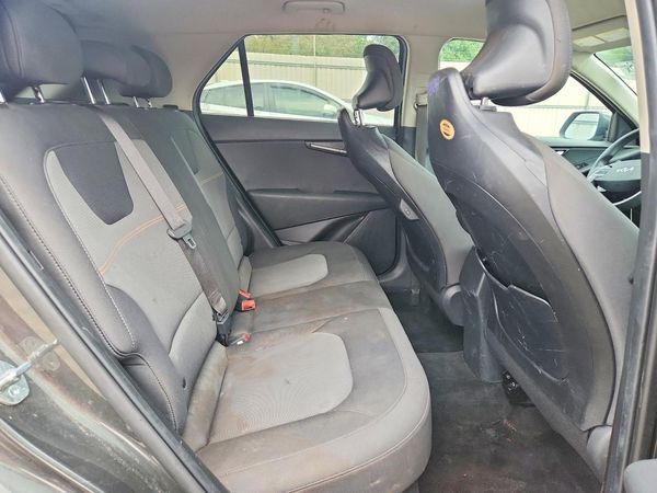2026 KIA NIRO LX