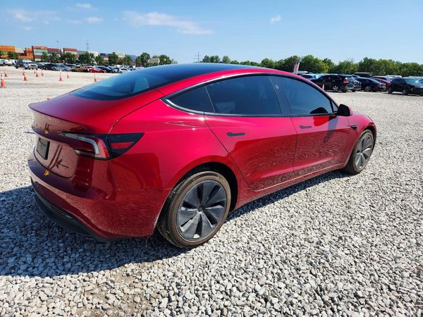 2026 TESLA MODEL 3