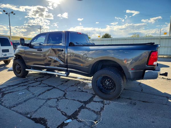 2017 RAM 3500 ST