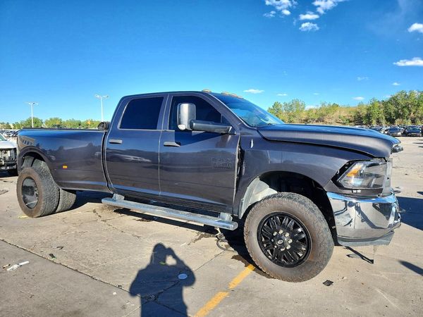 2017 RAM 3500 ST