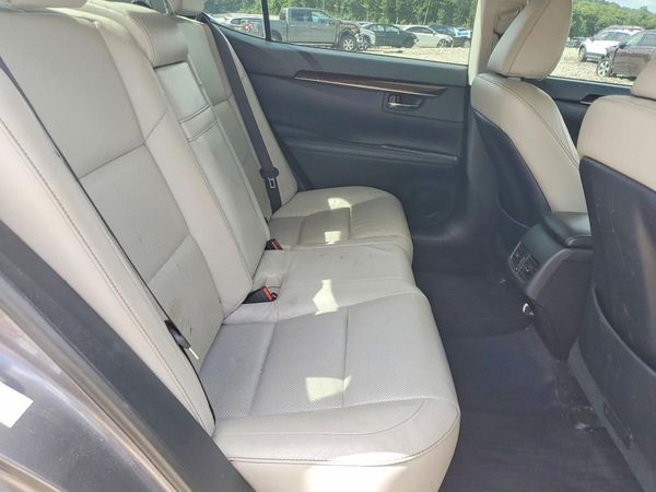 2013 LEXUS ES