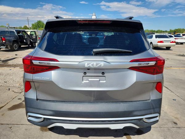 2023 KIA SELTOS EX