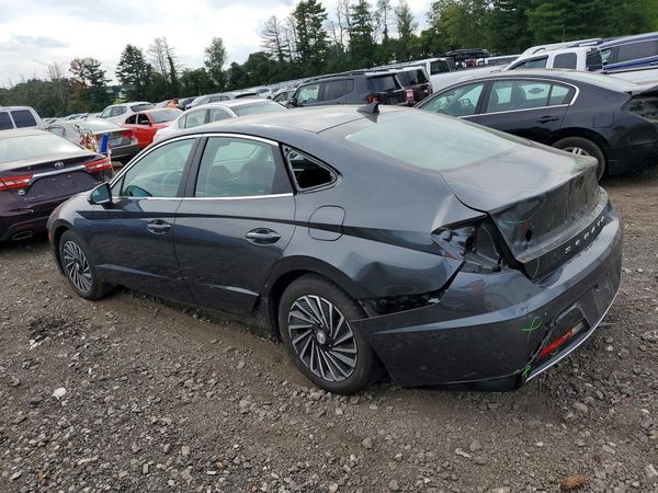 2022 HYUNDAI SONATA Limited