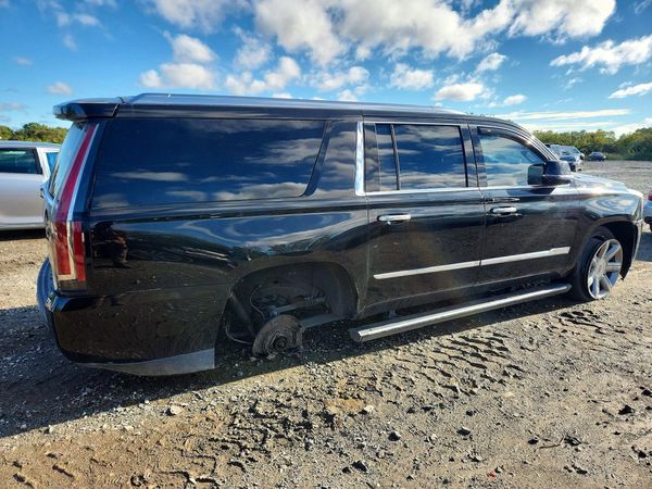 2019 CADILLAC ESCALADE ESV Platinum — PSRA