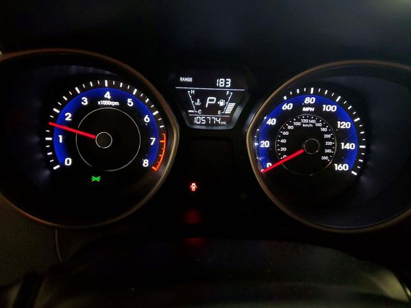 2015 HYUNDAI ELANTRA