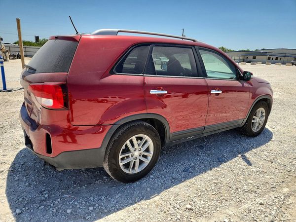 2015 KIA SORENTO GL